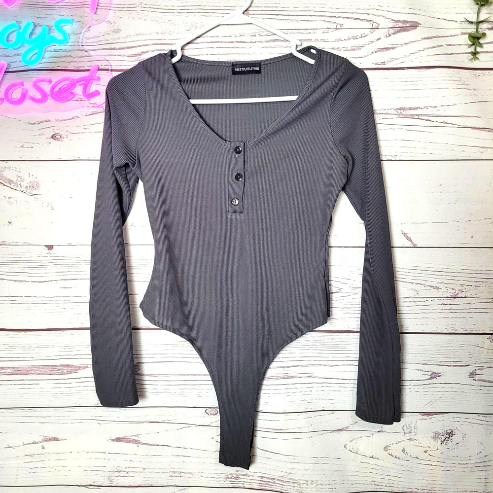 PrettyLittleThing Gray Marl Long Sleeve Rib Popper Thong Bodysuit Womans Size XS